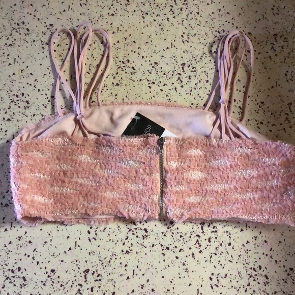 ❌SOLD ❌Crop Top 🌸 - Picture 3 of 5